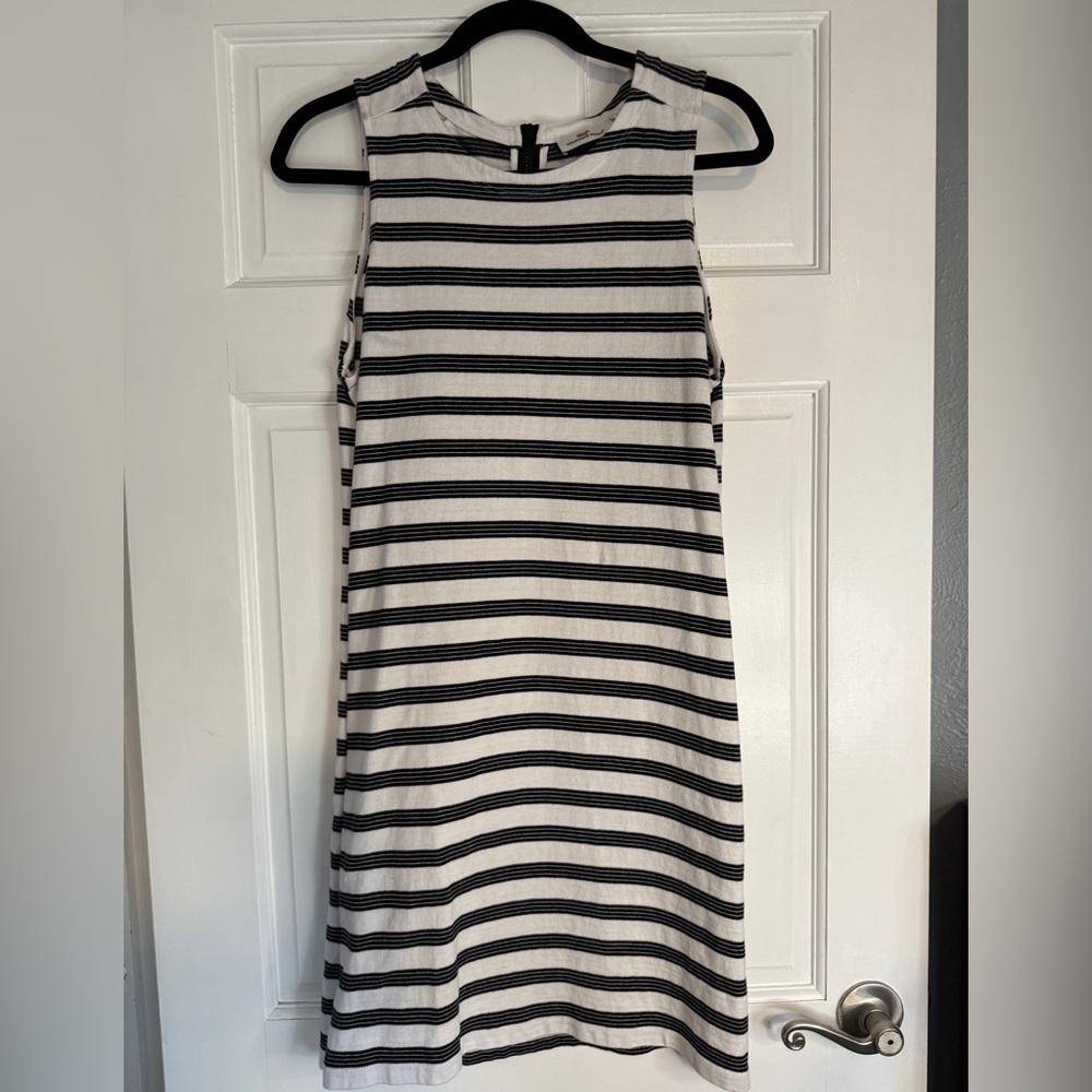 Vineyard Vines Black and White Striped Midi Dress 100% Cotton
